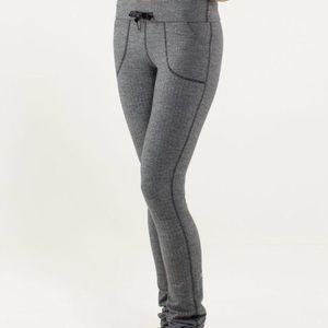 Lululemon Skinny Will herringbone size 6